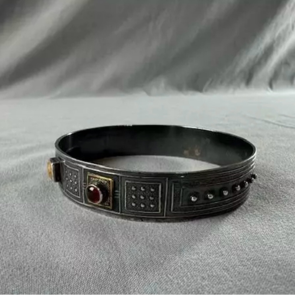 Tabra Sterling Silver Bangle Bracelet Gold Goddess Face w/ Red Toned Jewels
